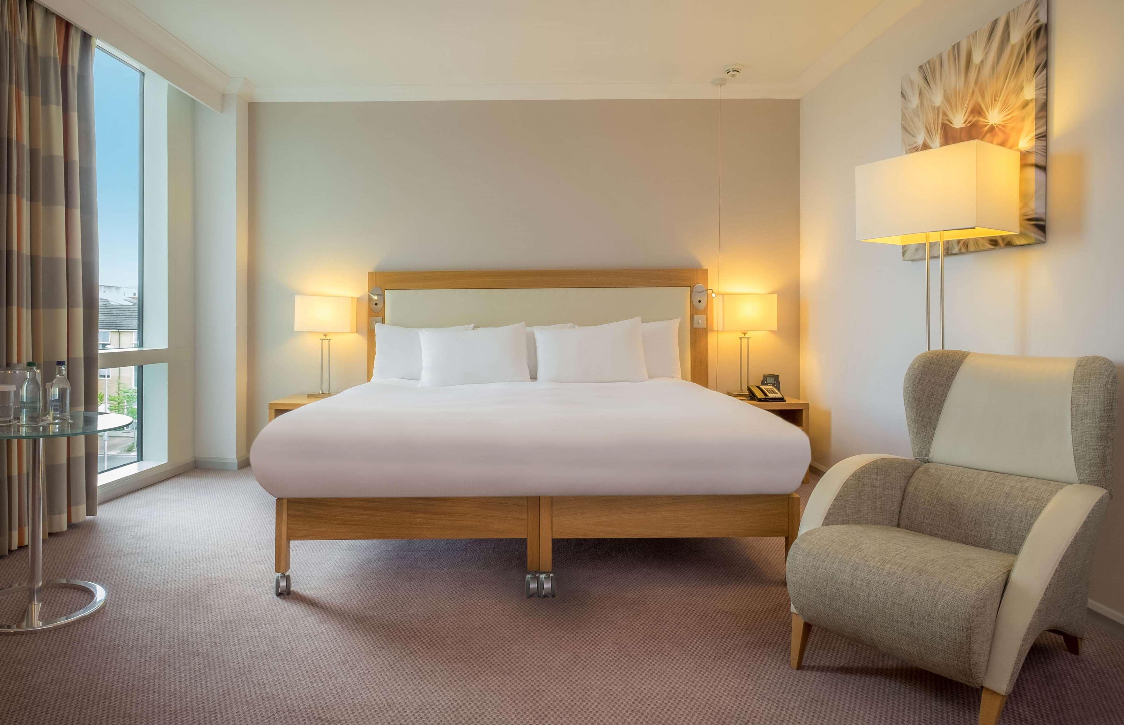 Отель Hilton Ридинг Экстерьер фото