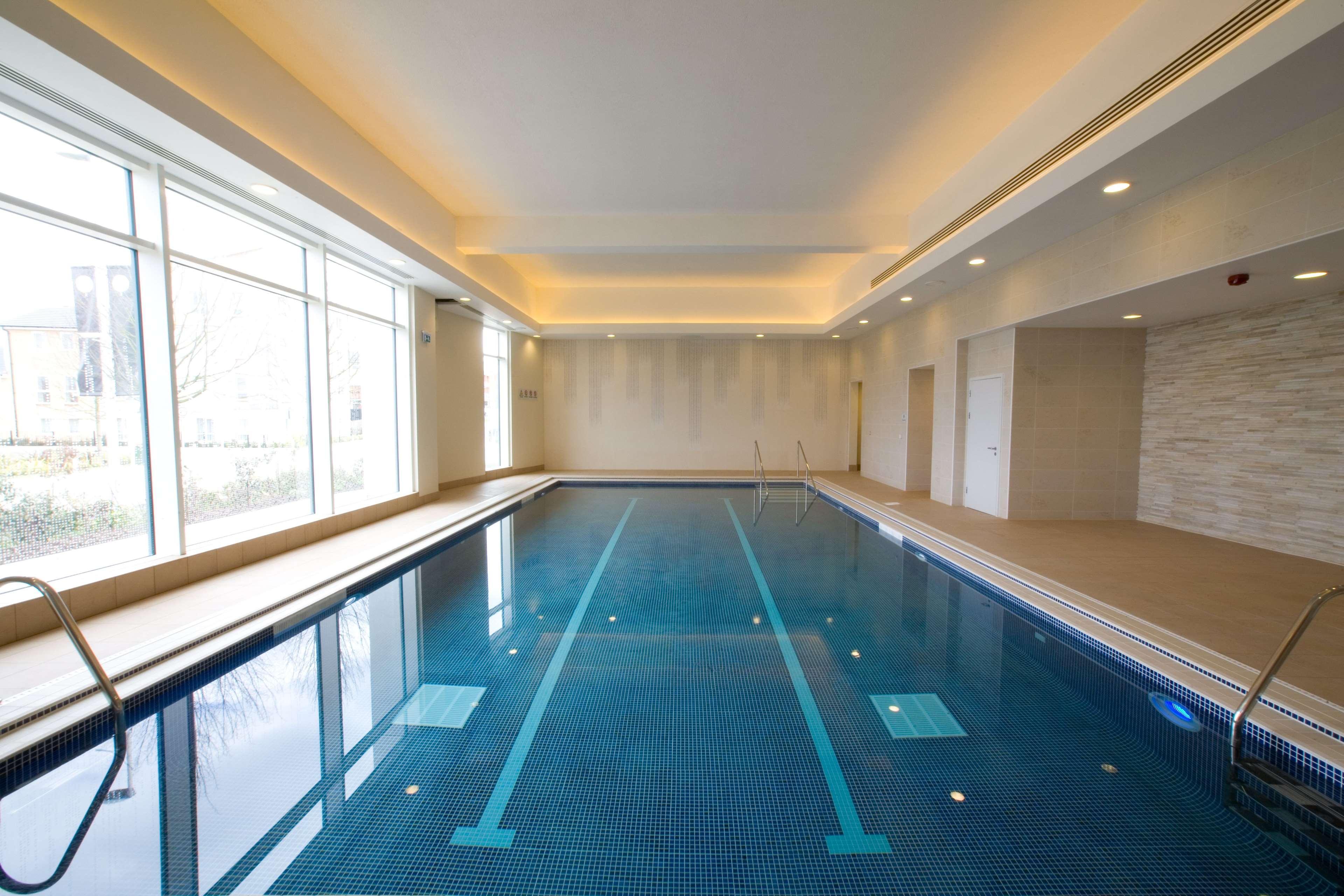 Отель Hilton Ридинг Экстерьер фото