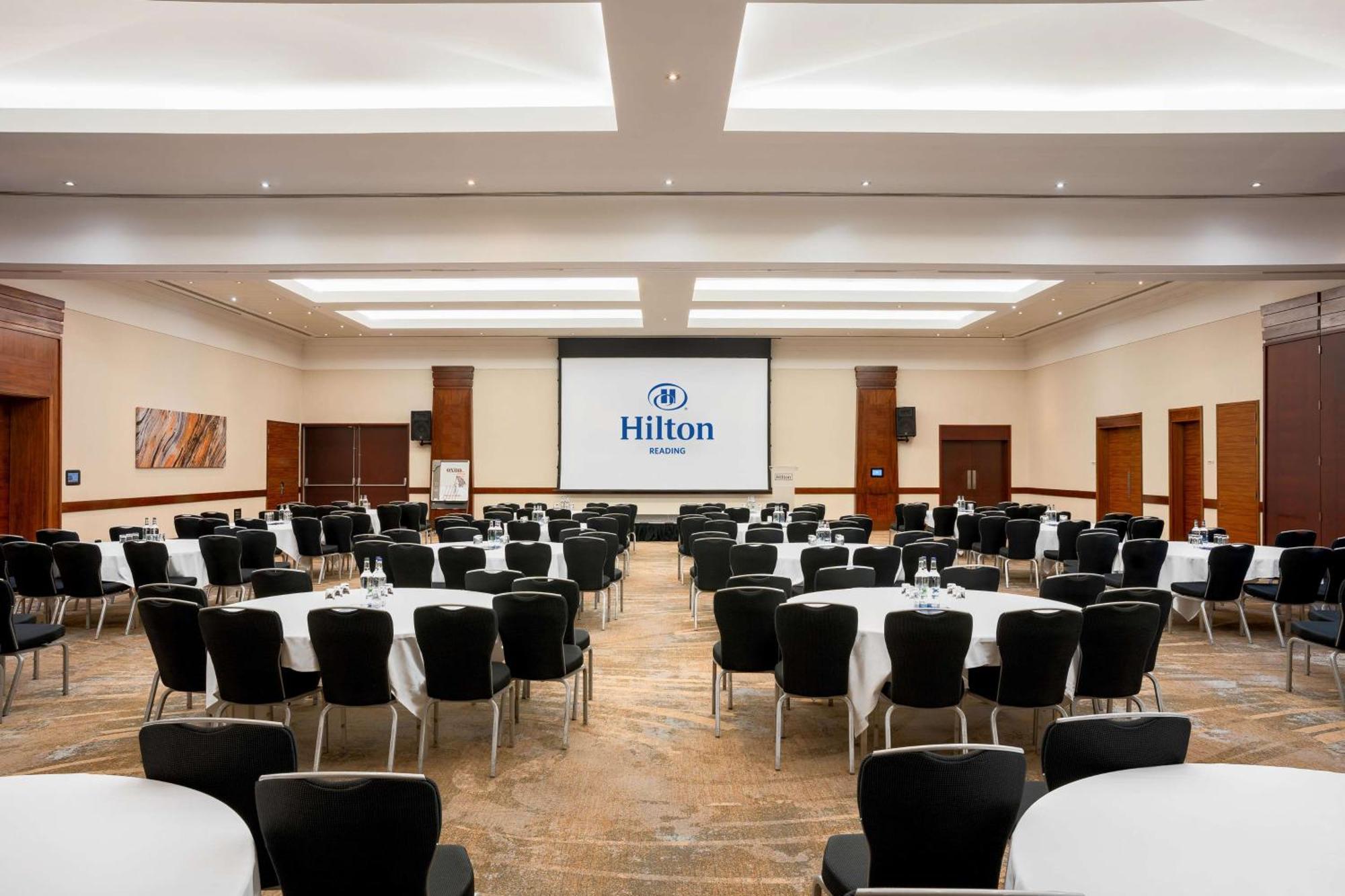 Отель Hilton Ридинг Экстерьер фото